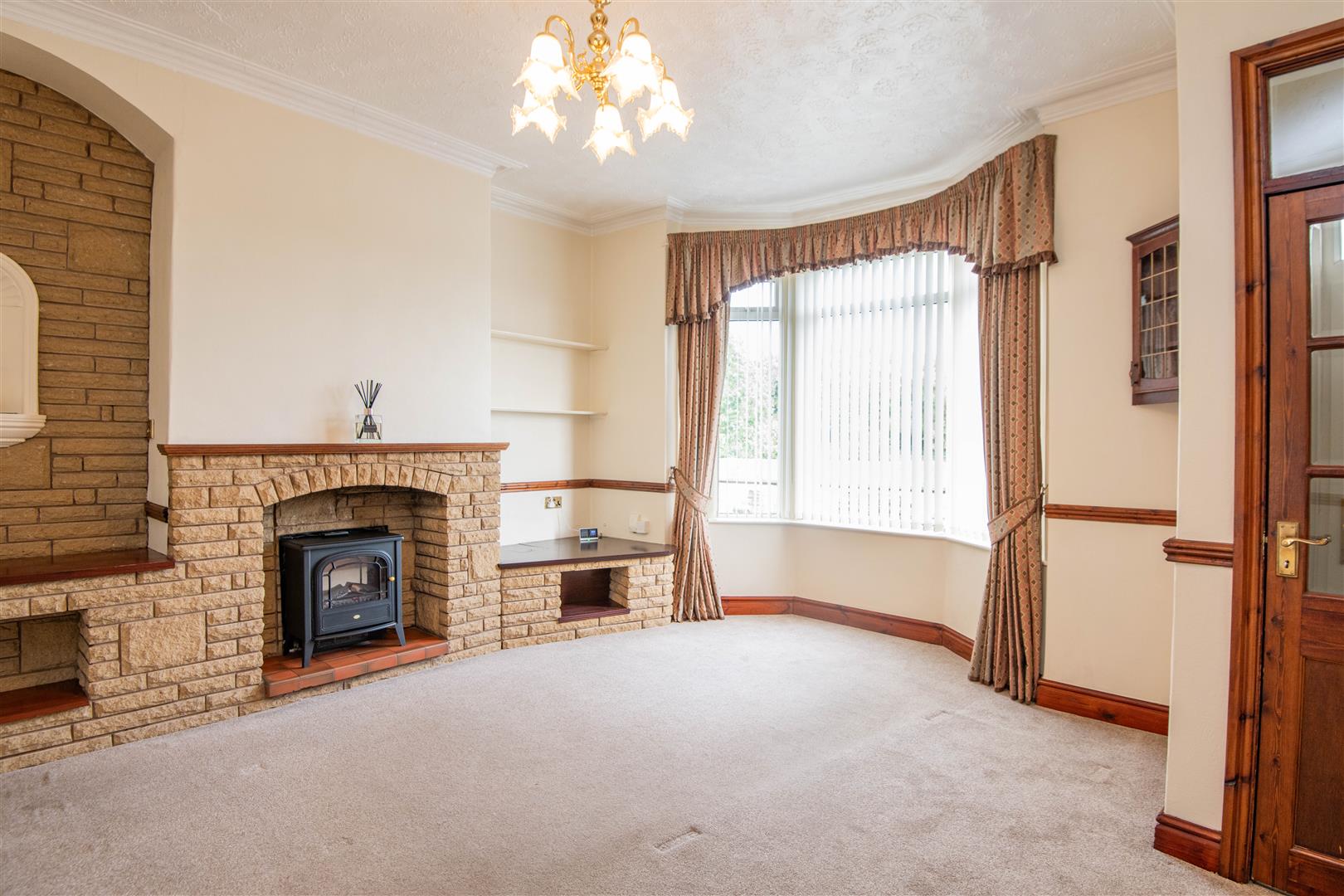 2 bed property in Ribble Crescent, Preston